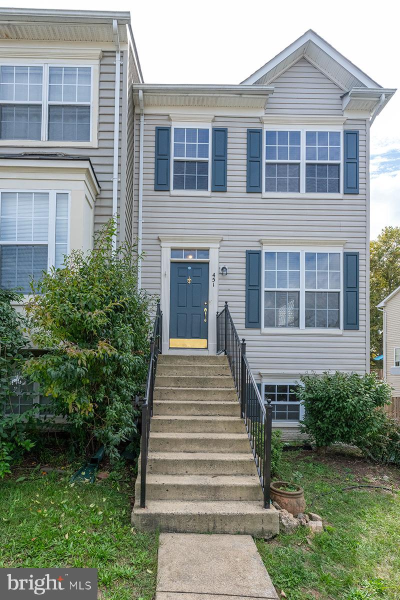 SYCAMORE HILL - Residential