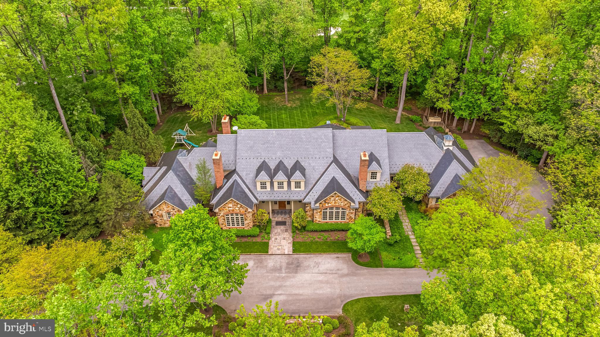 CAVES VALLEY GOLF CLUB - Residential