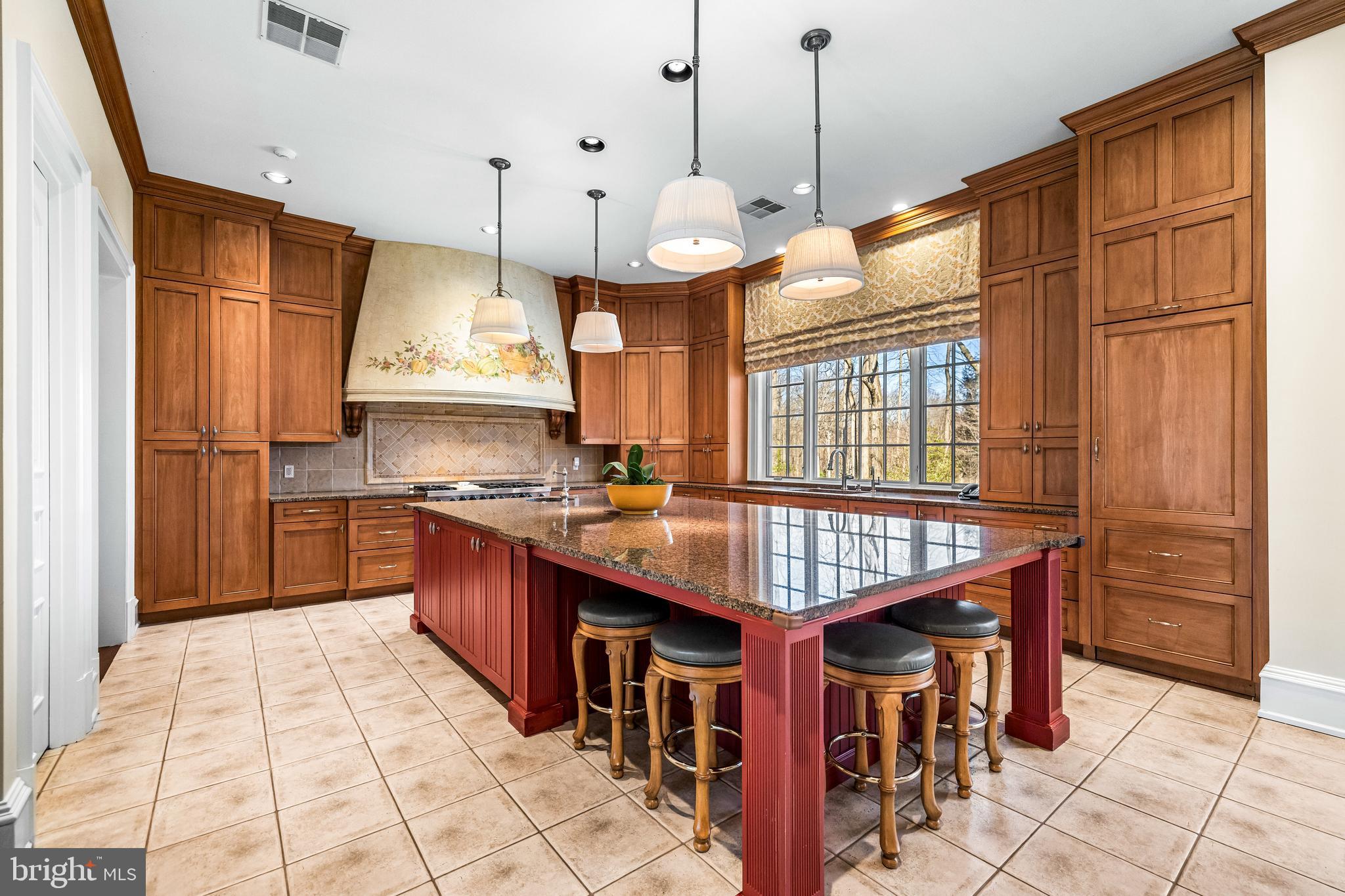 CAVES VALLEY GOLF CLUB - Residential