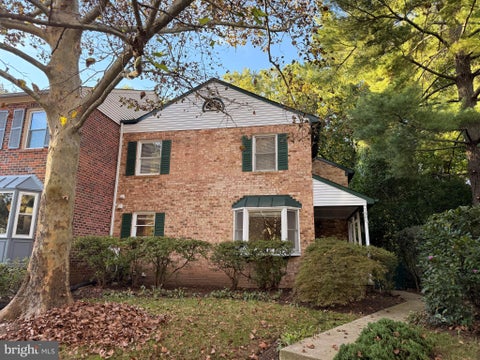 Photo of 7606 Coddle Harbor Lane, POTOMAC, MD 20854 (MLS # MDMC2258102)