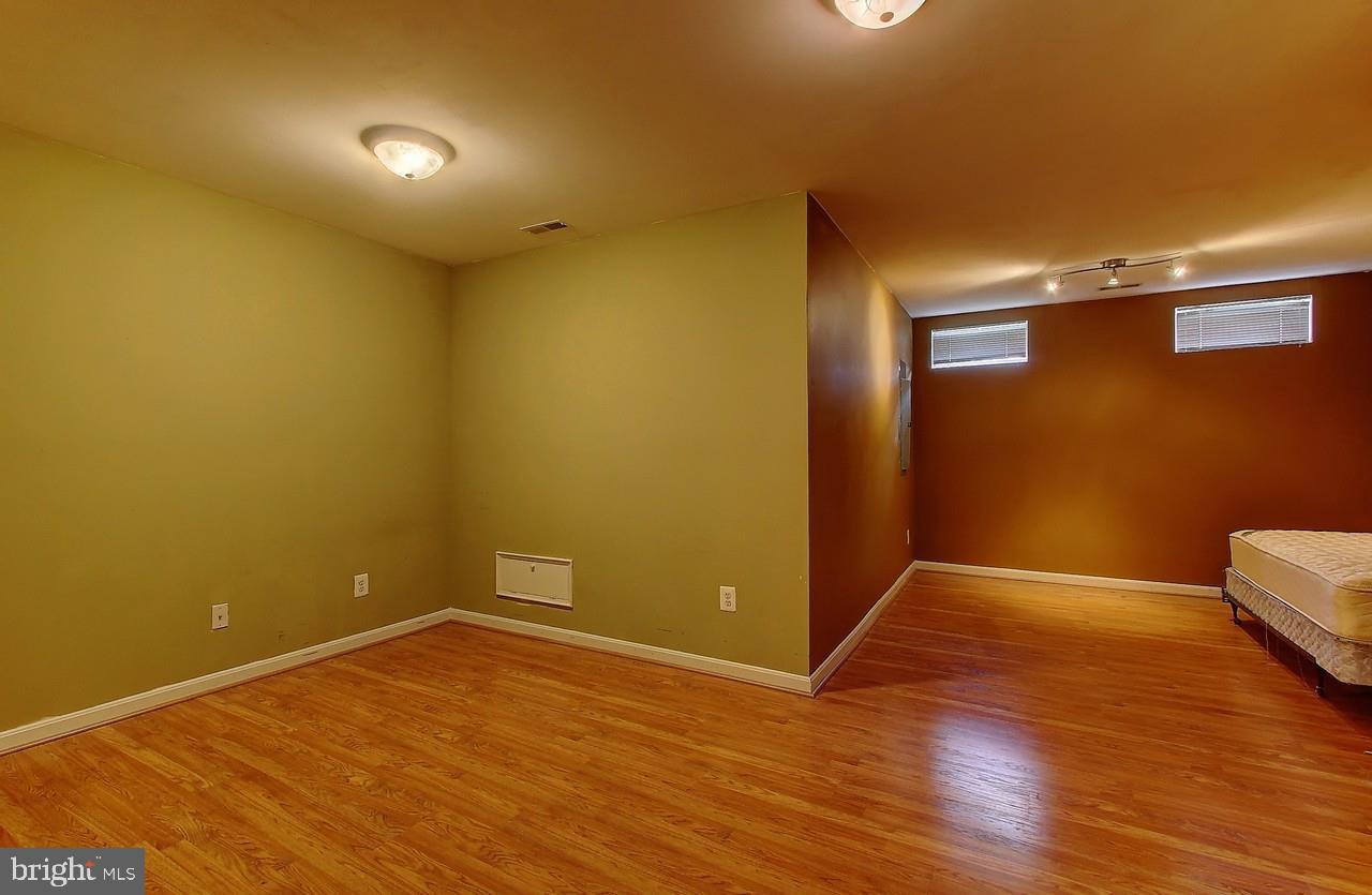 PEACEFIELDS - Residential