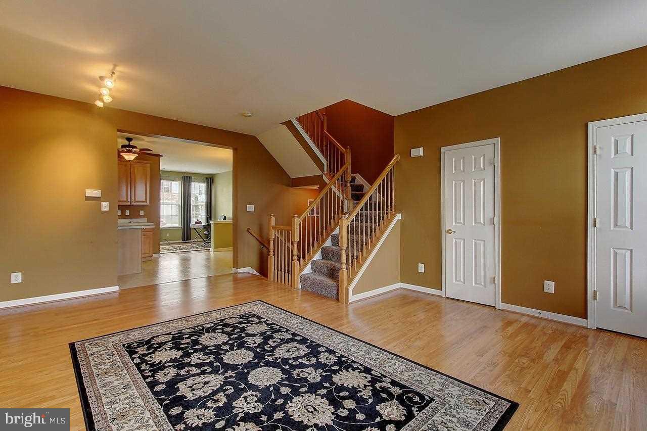 PEACEFIELDS - Residential