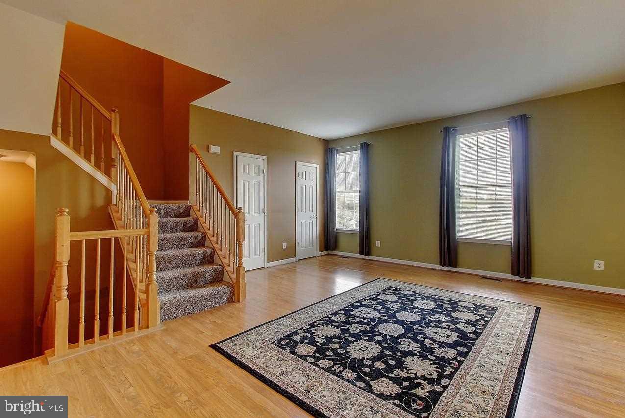 PEACEFIELDS - Residential