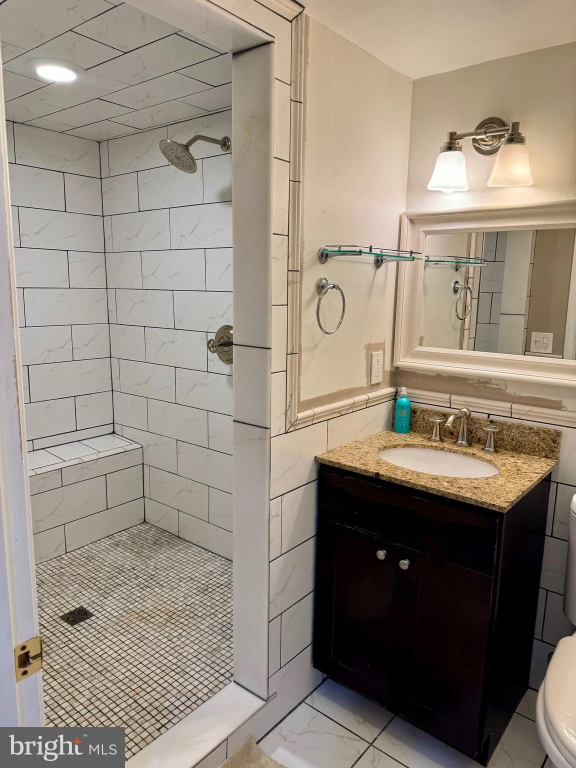 RUXTON - Residential