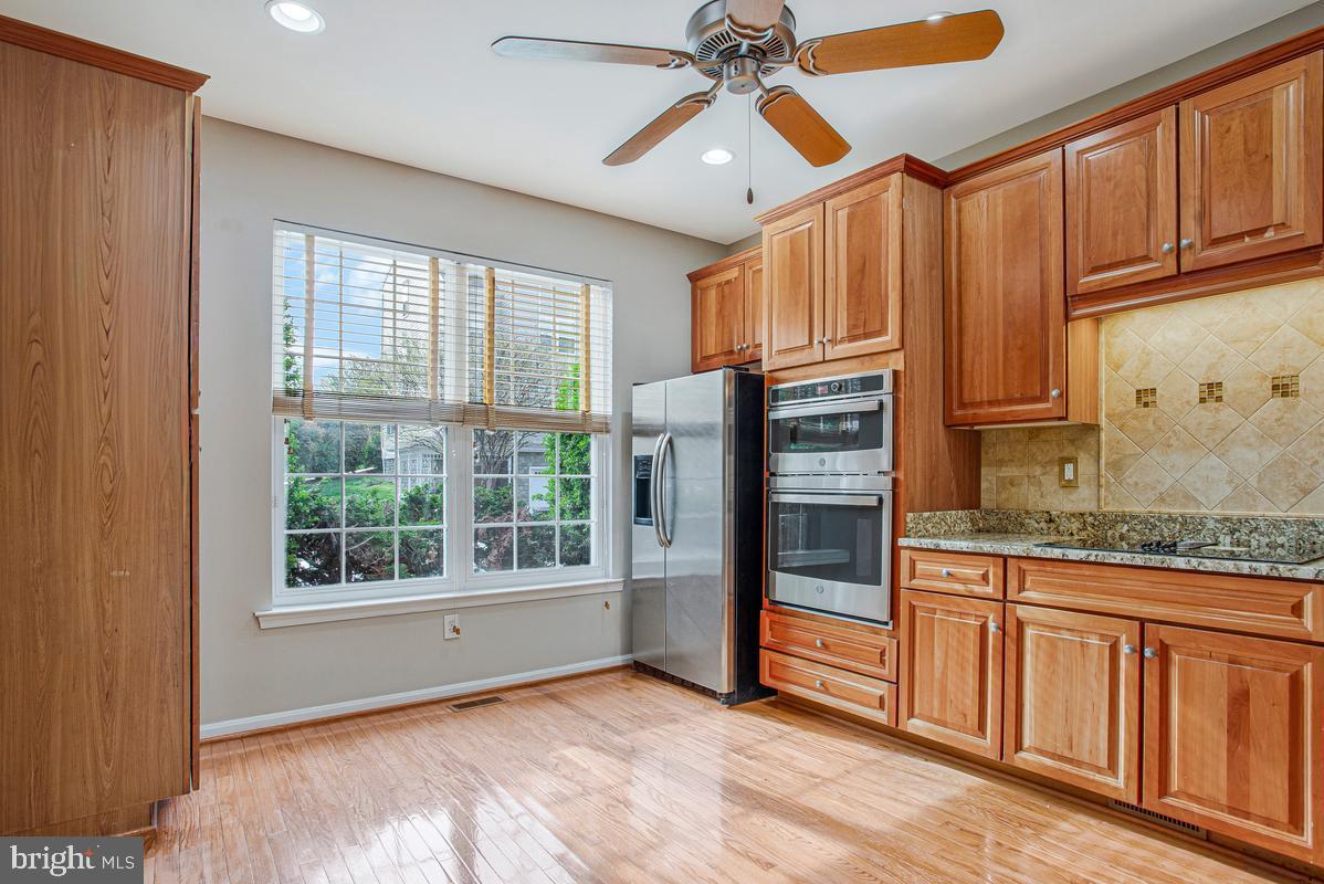 SAN FRANCISCO BY THE BAY - Residential