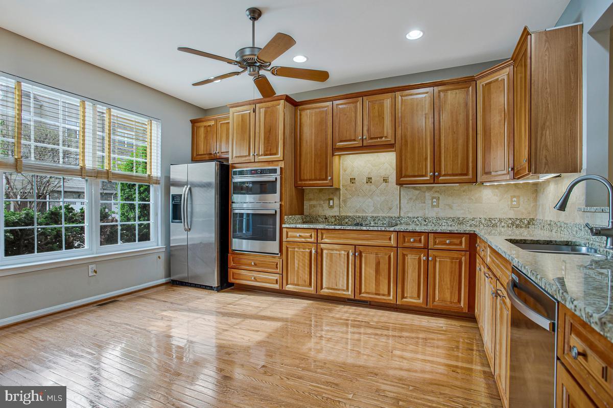 SAN FRANCISCO BY THE BAY - Residential