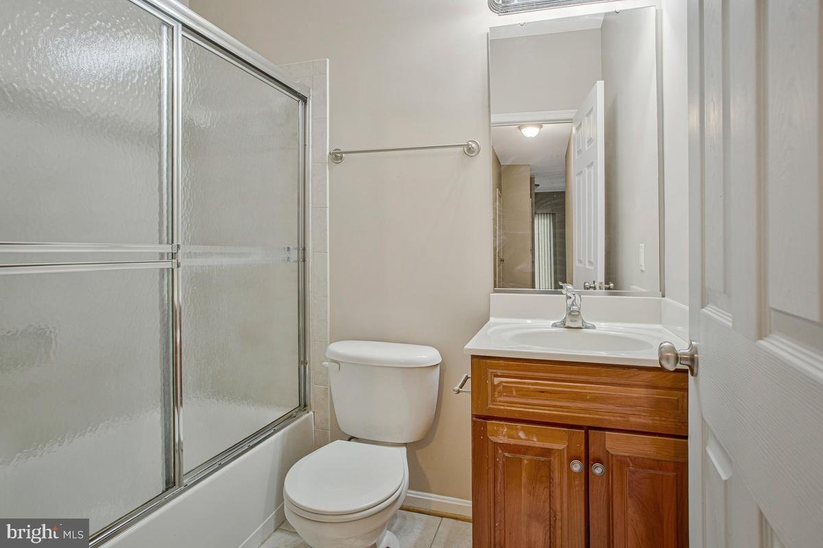 SAN FRANCISCO BY THE BAY - Residential