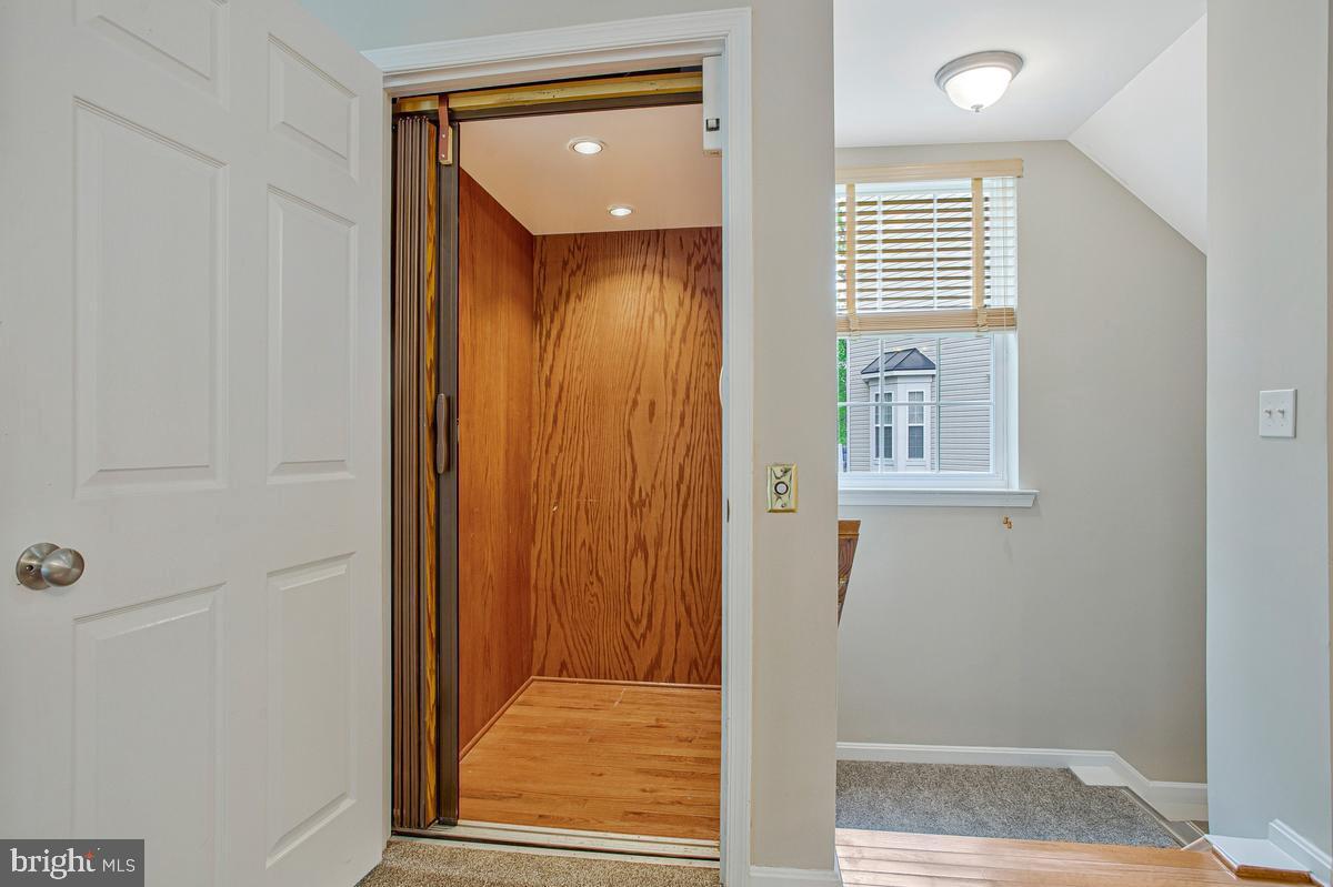 SAN FRANCISCO BY THE BAY - Residential