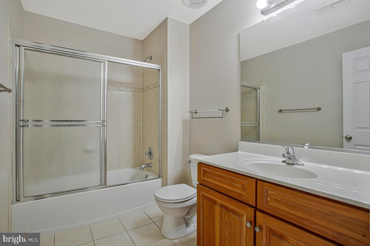 SAN FRANCISCO BY THE BAY - Residential