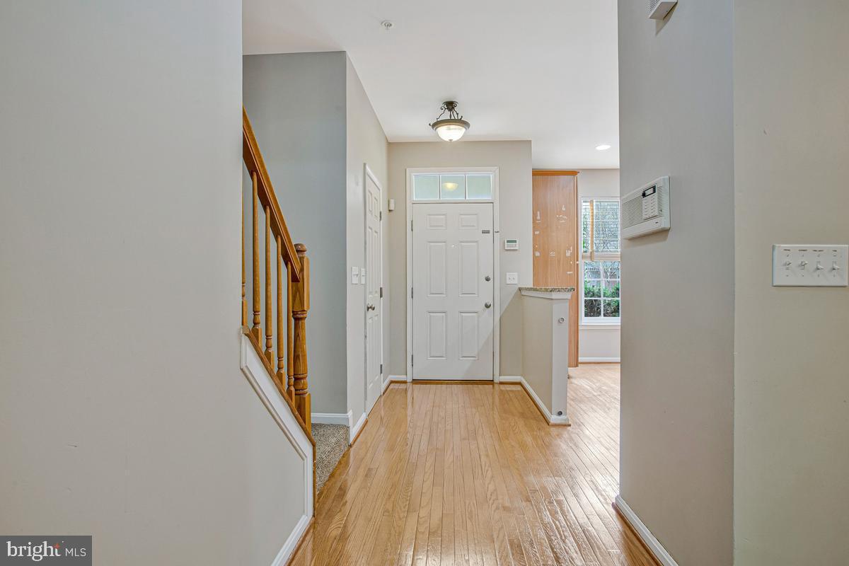 SAN FRANCISCO BY THE BAY - Residential