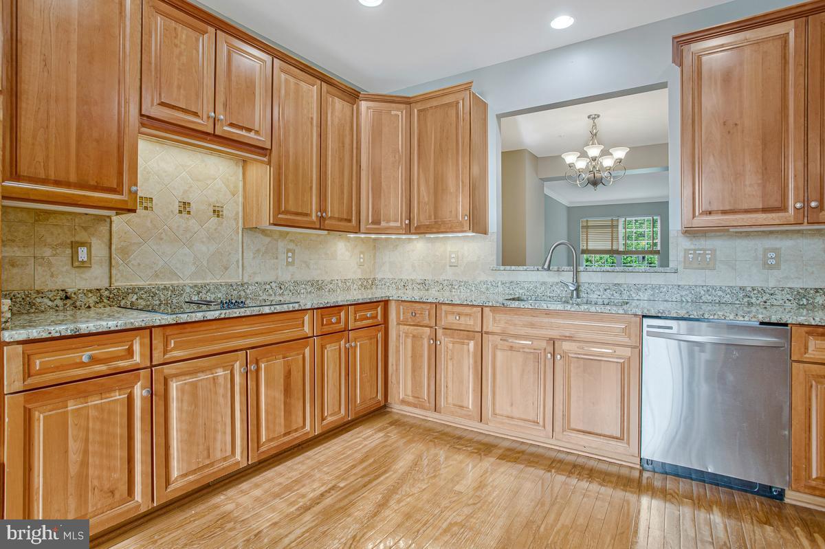 SAN FRANCISCO BY THE BAY - Residential