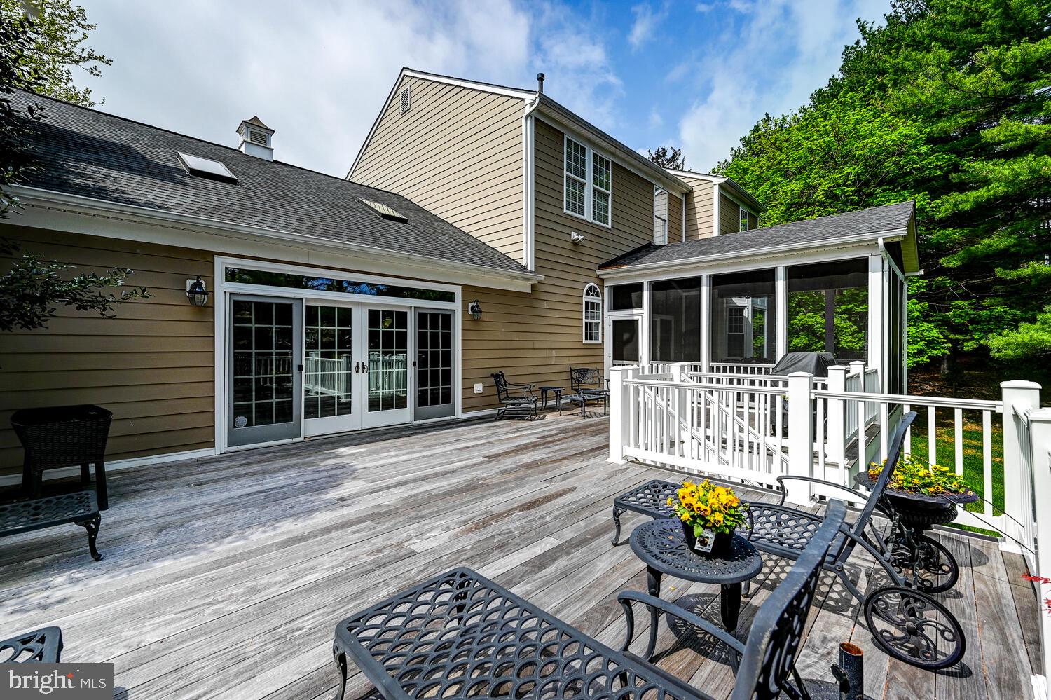 MAYFAIR - Residential