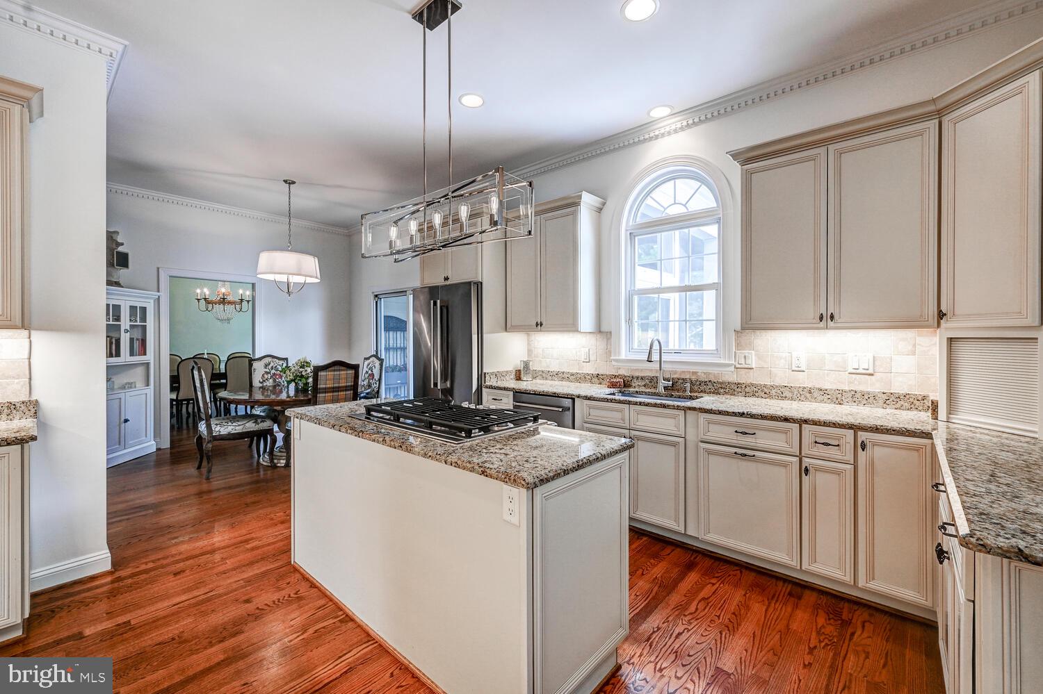 MAYFAIR - Residential