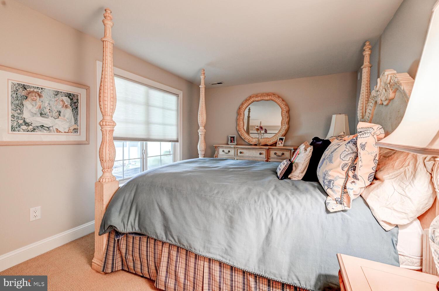 MAYFAIR - Residential