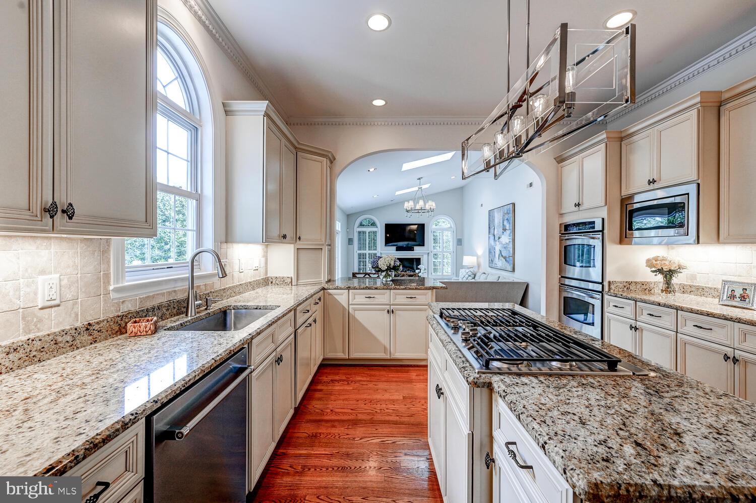 MAYFAIR - Residential