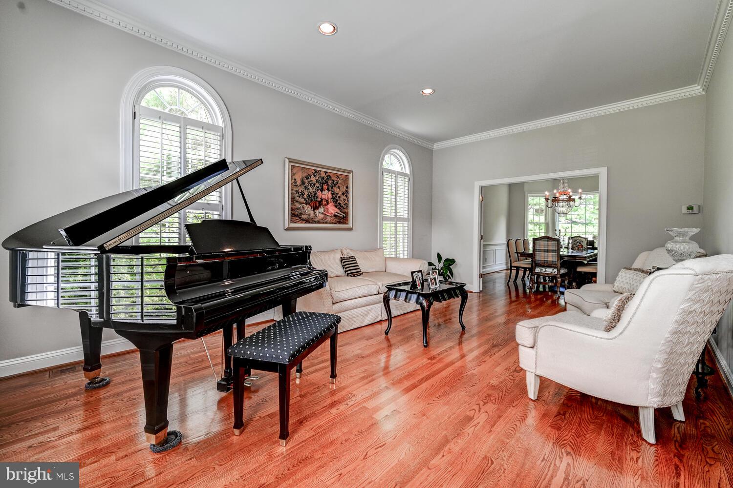 MAYFAIR - Residential