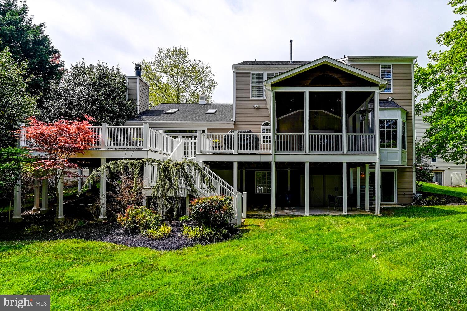 MAYFAIR - Residential