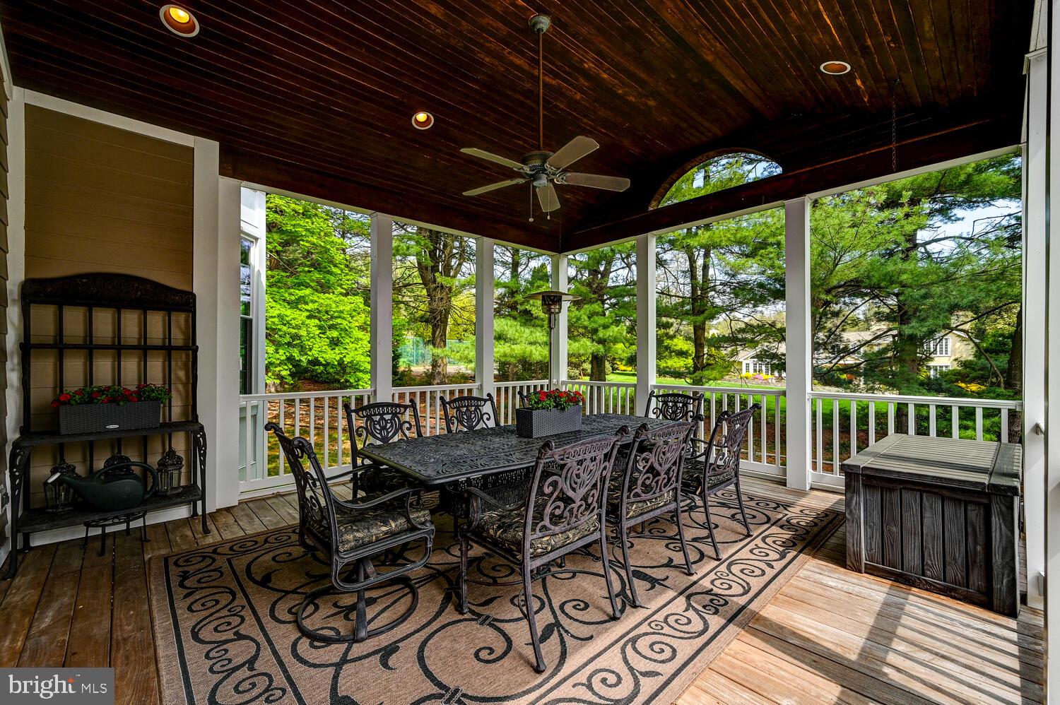 MAYFAIR - Residential