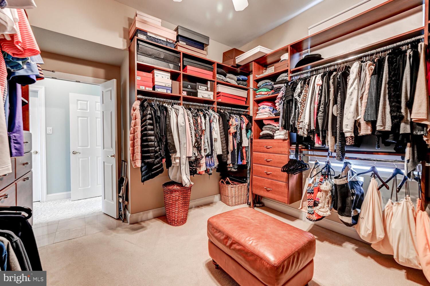 MAYFAIR - Residential