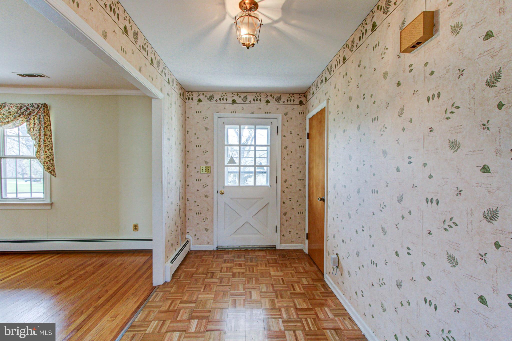 PINE VLY ESTS - Residential