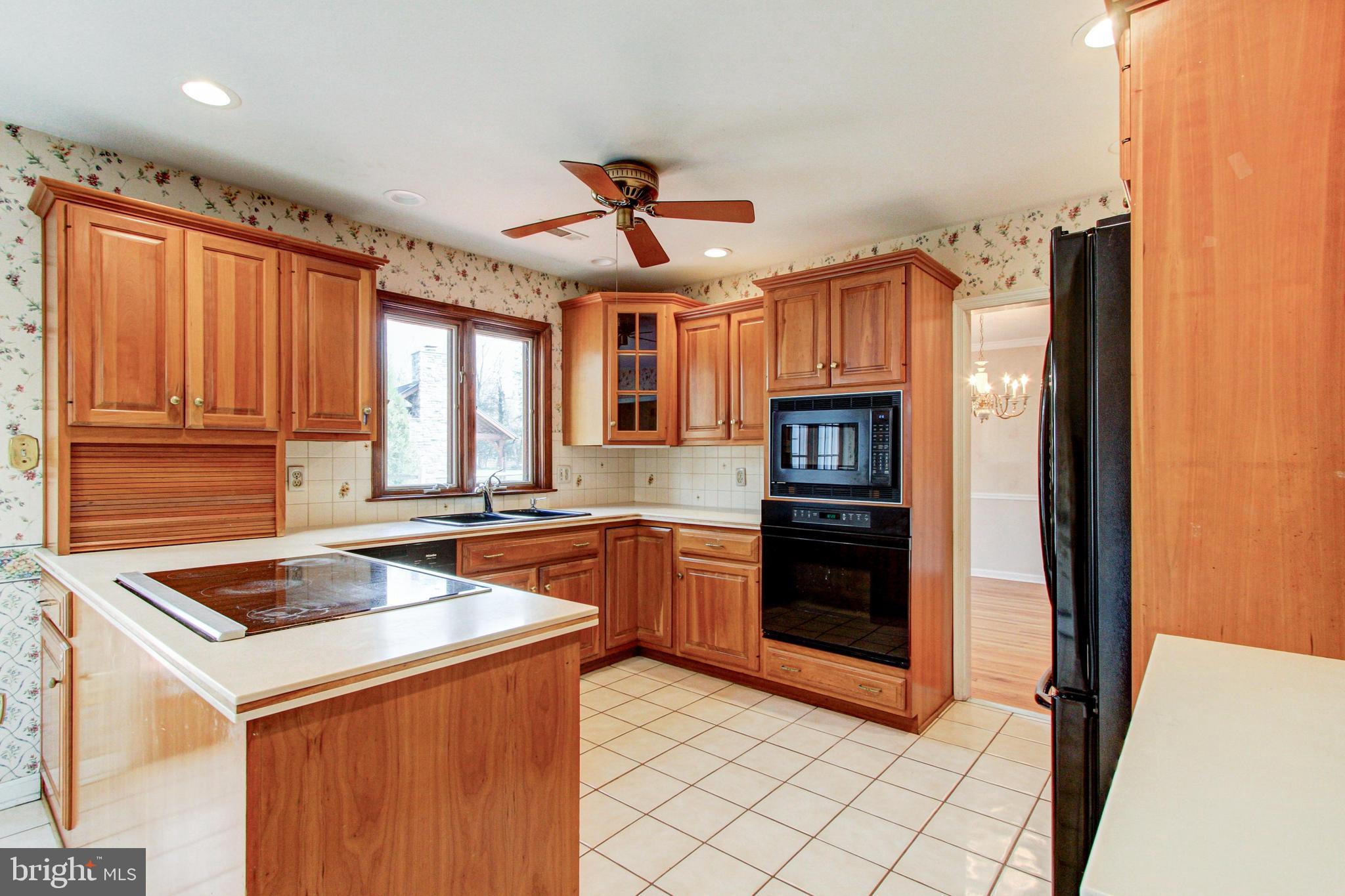 PINE VLY ESTS - Residential