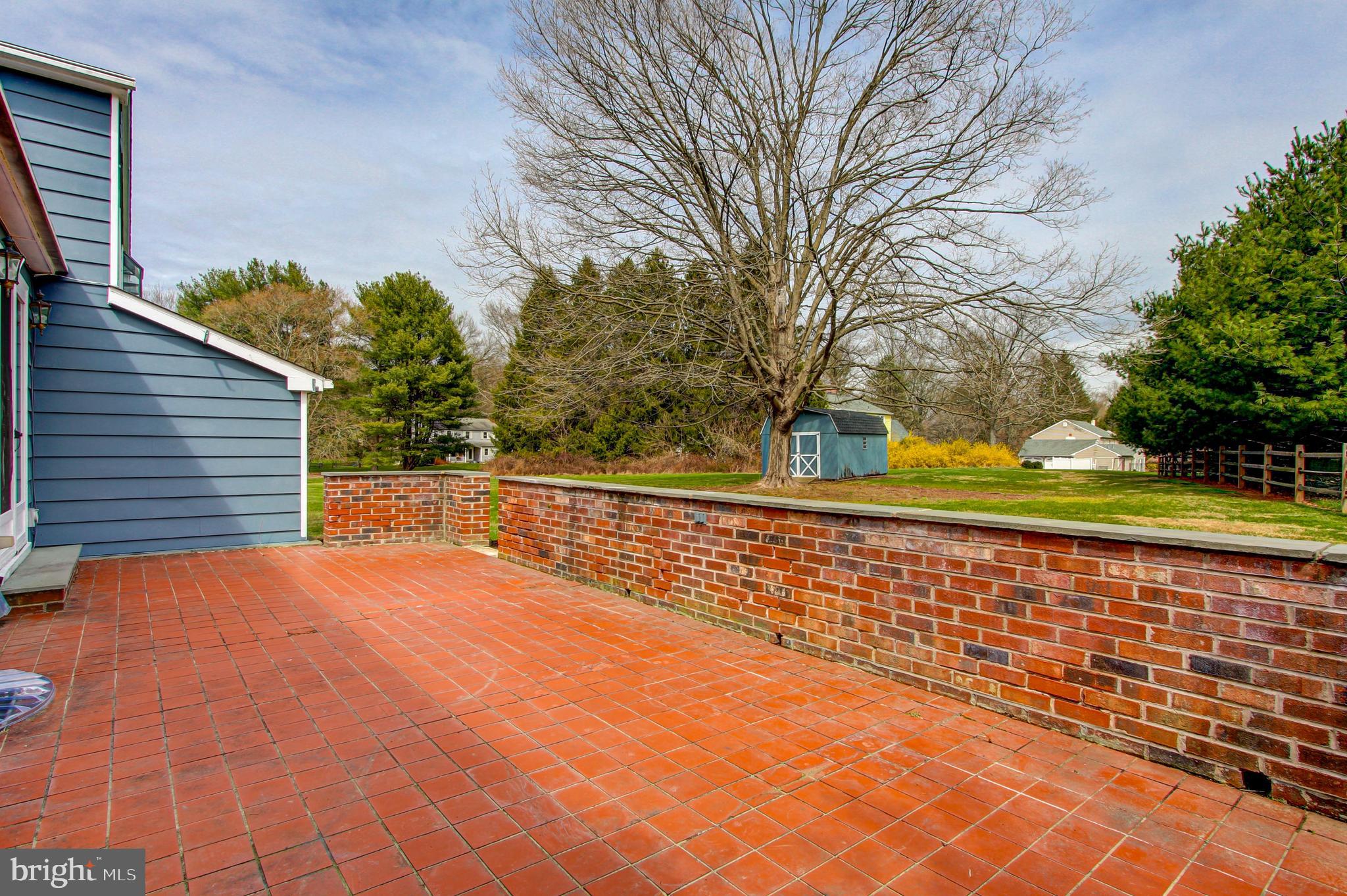 PINE VLY ESTS - Residential