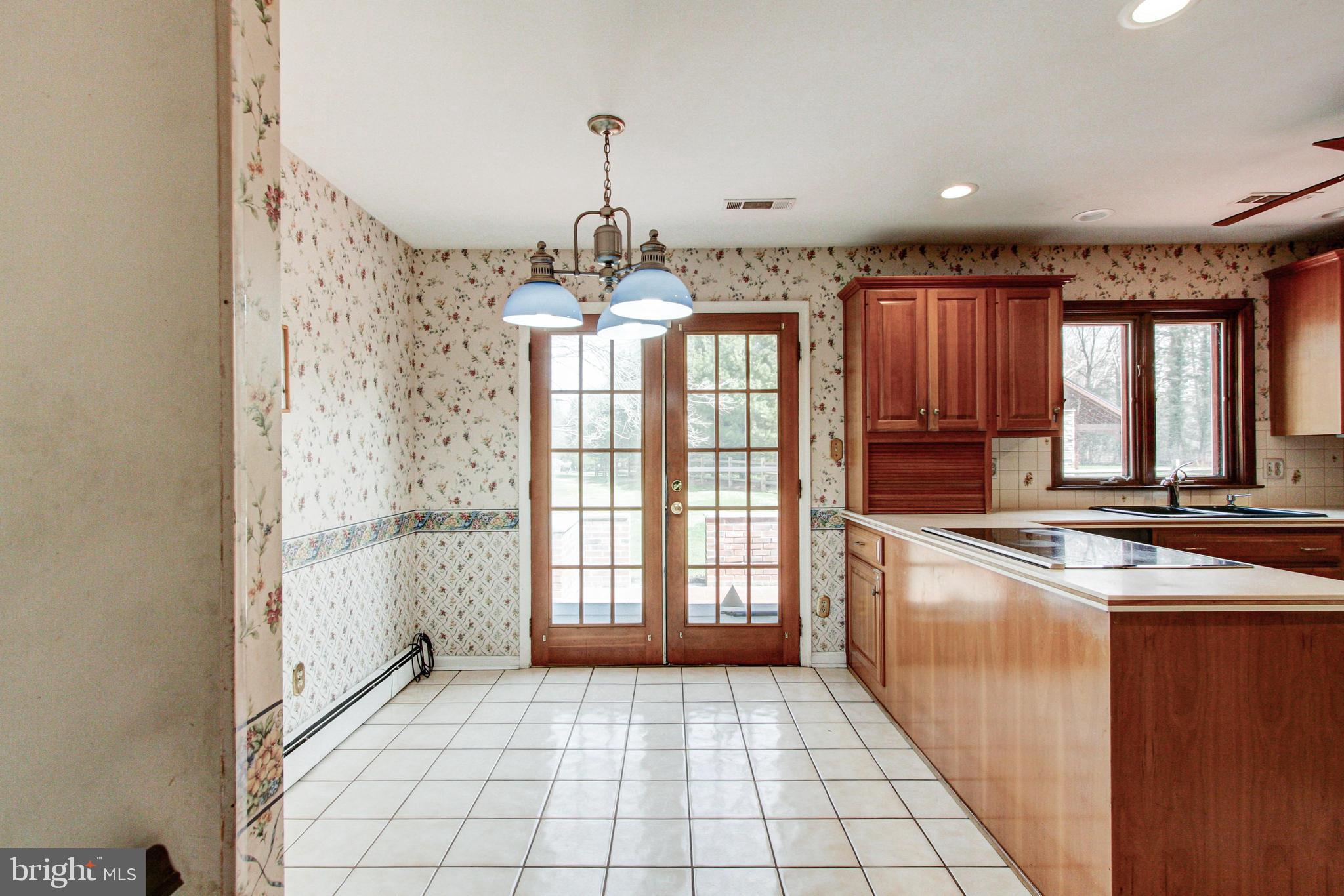 PINE VLY ESTS - Residential