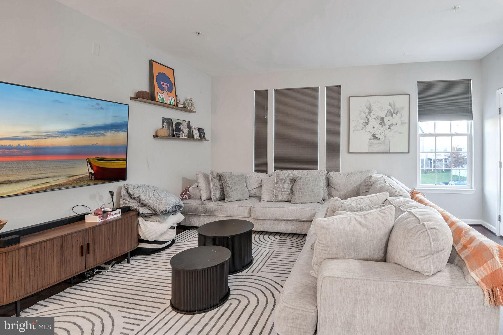 TANYARD SPRINGS TOWNHOMES - Residential