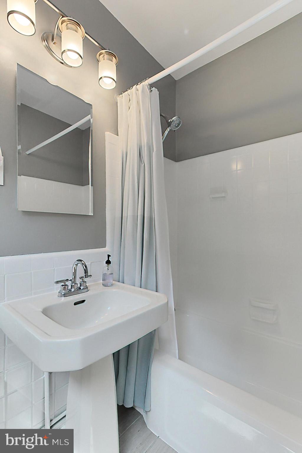 PARKFAIRFAX - Residential