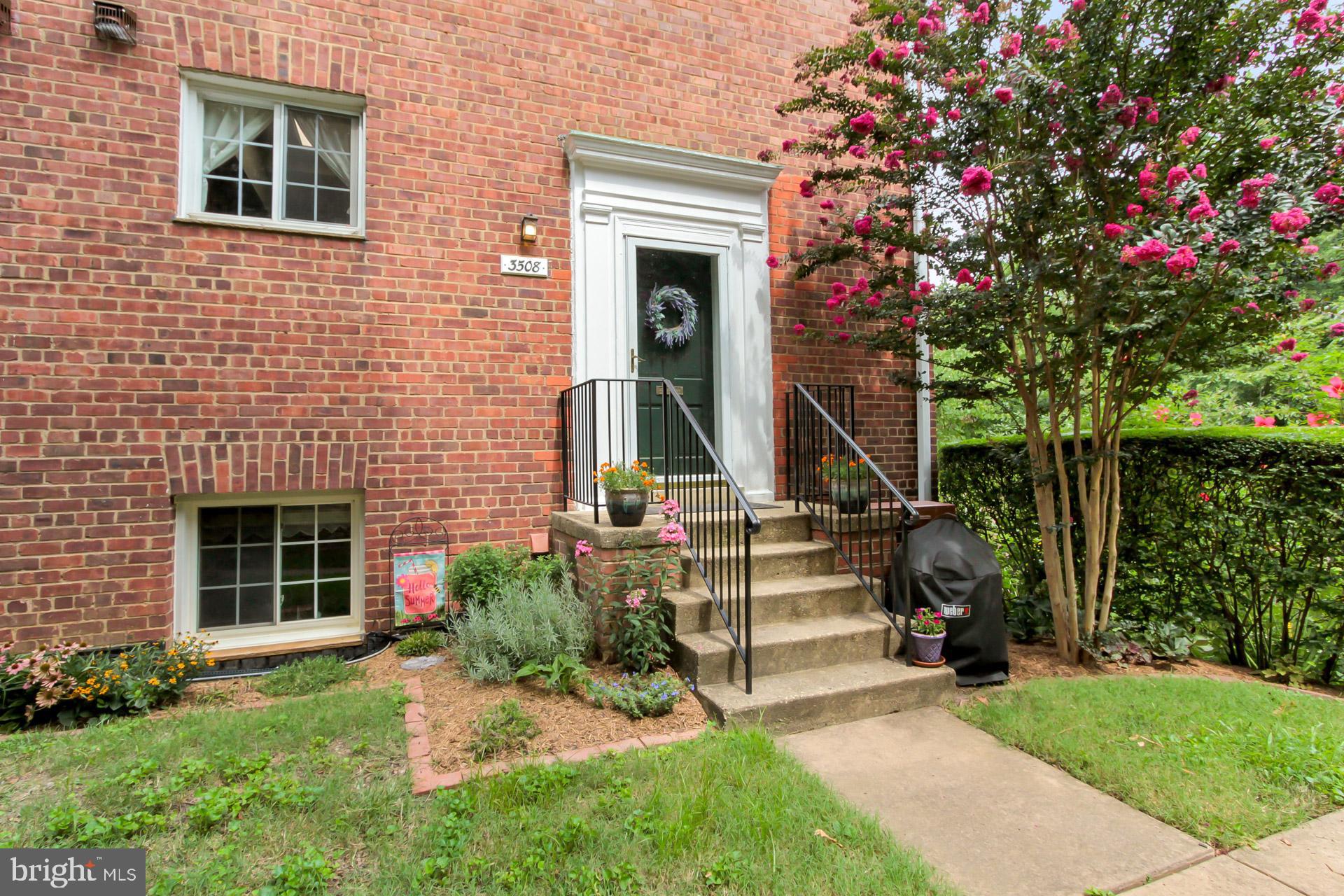 PARKFAIRFAX - Residential