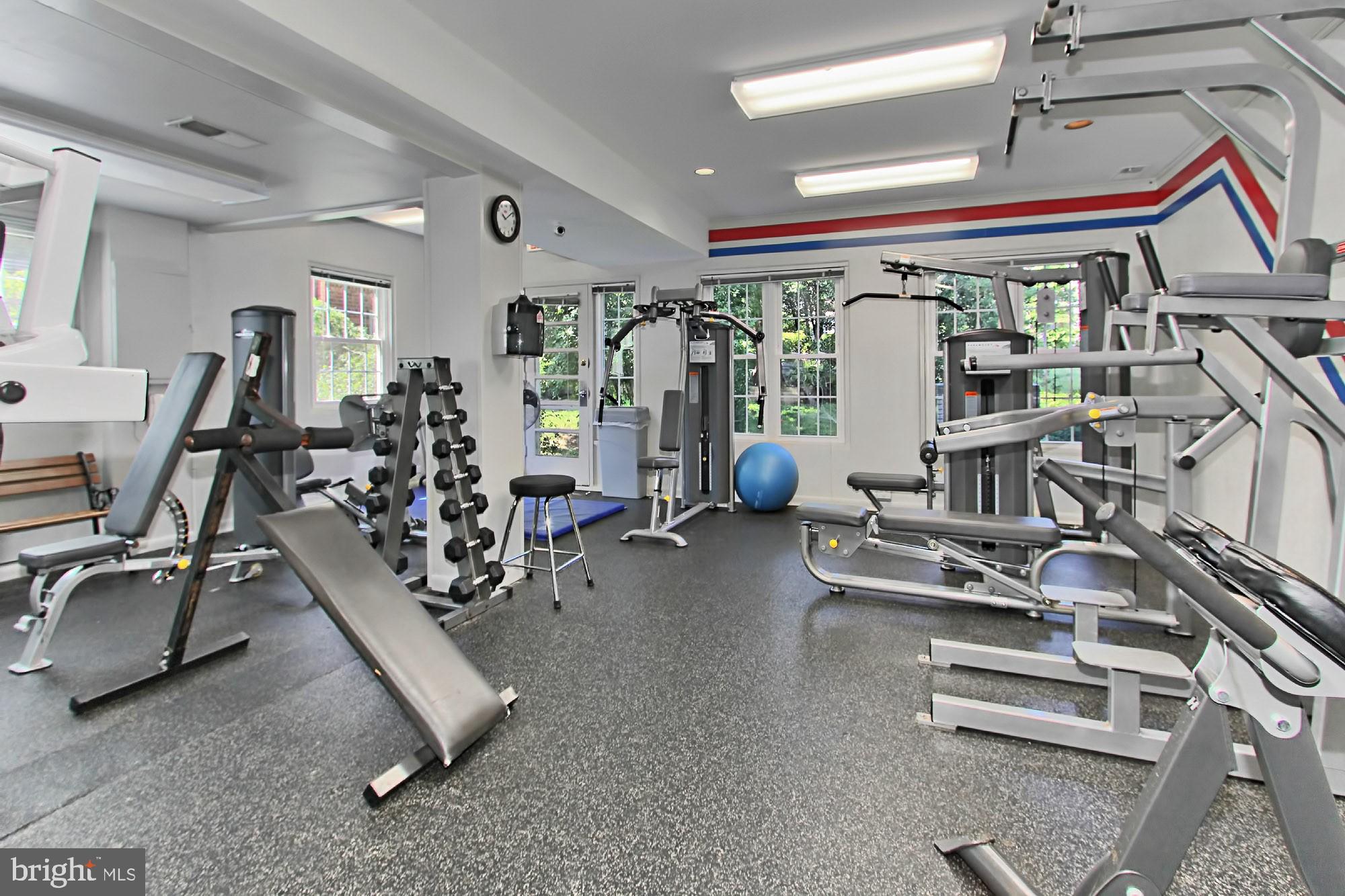 PARKFAIRFAX - Residential