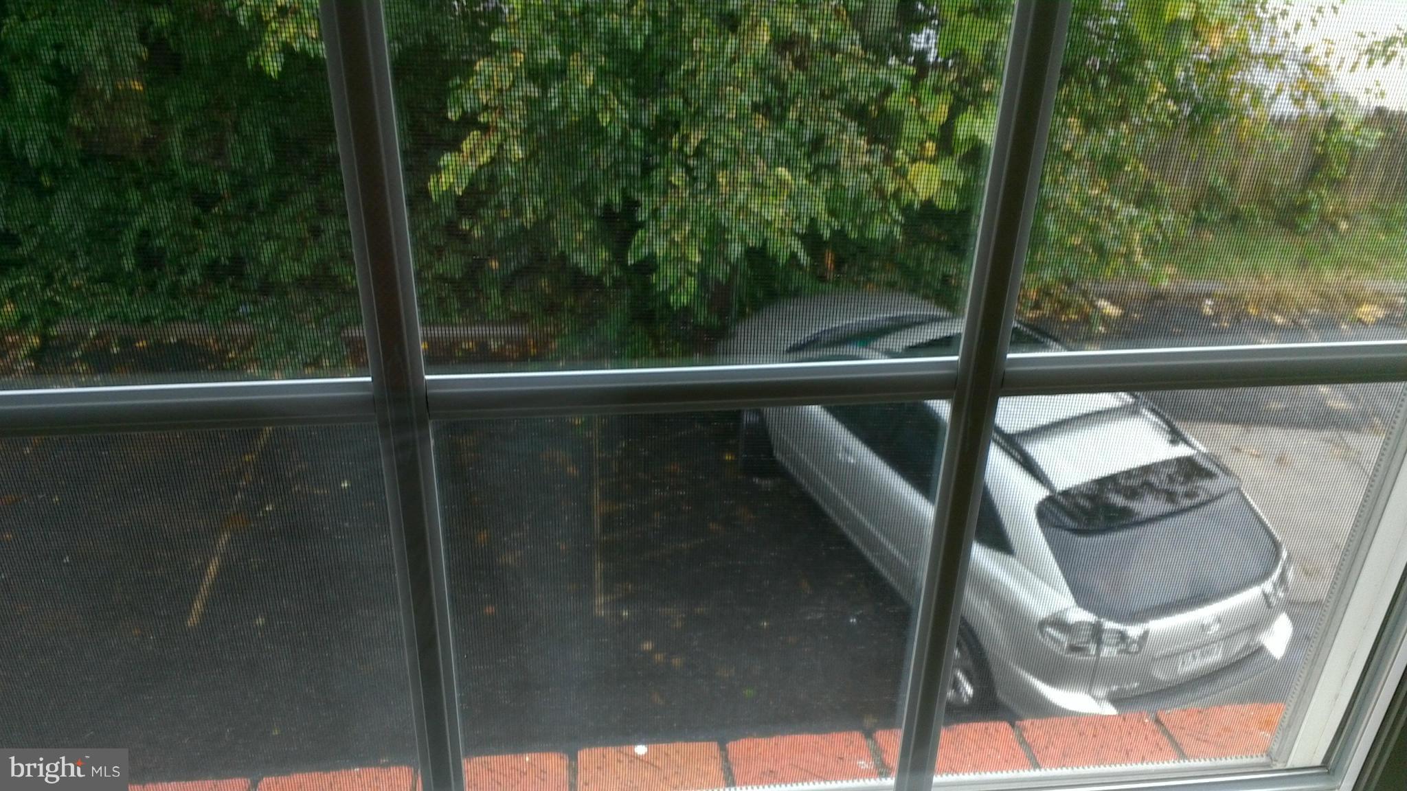 GLENCARLYN - Residential Lease