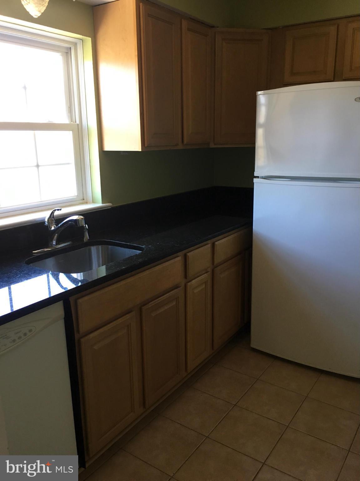 GLENCARLYN - Residential Lease