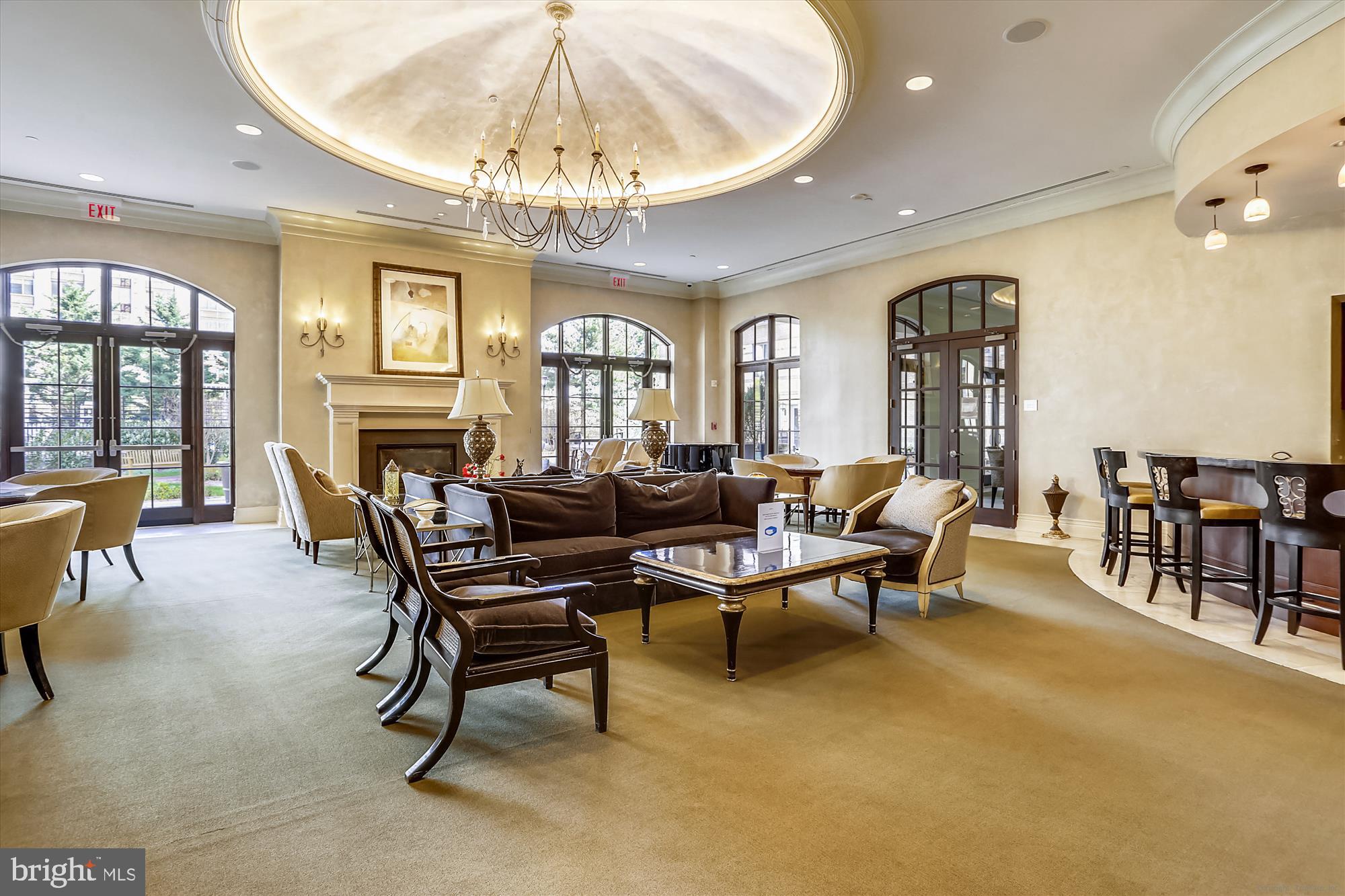 GALLERY AT WHITE FLINT - Residential