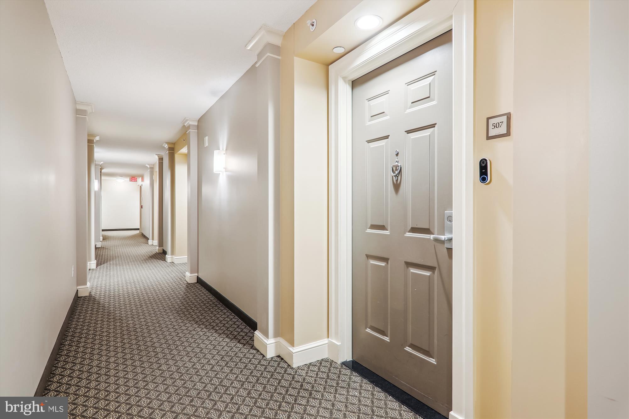 GALLERY AT WHITE FLINT - Residential