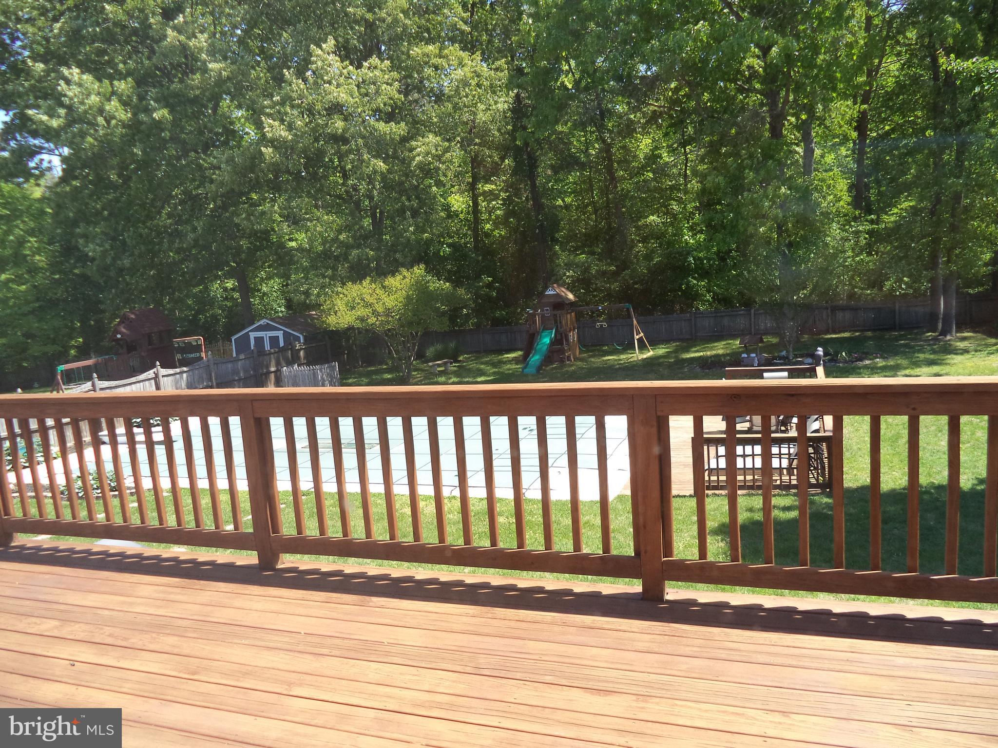 WHITES COVE - Residential