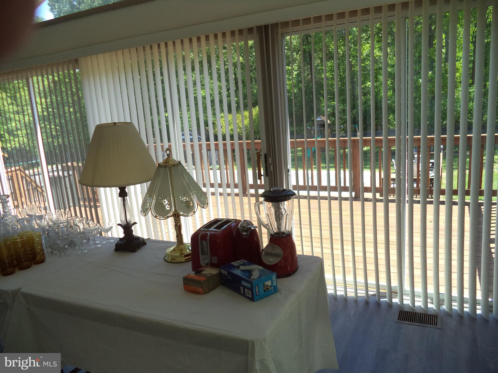 WHITES COVE - Residential