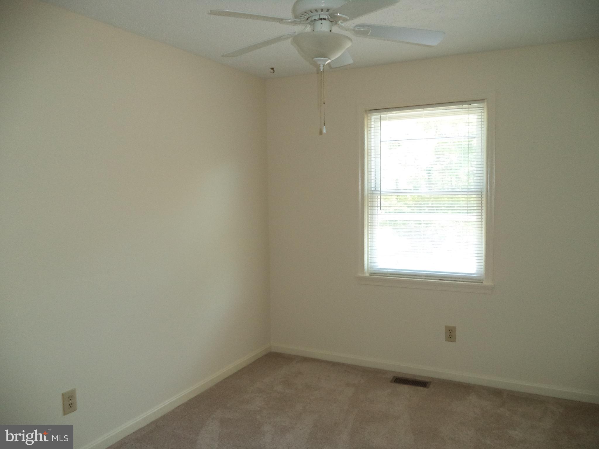 WHITES COVE - Residential