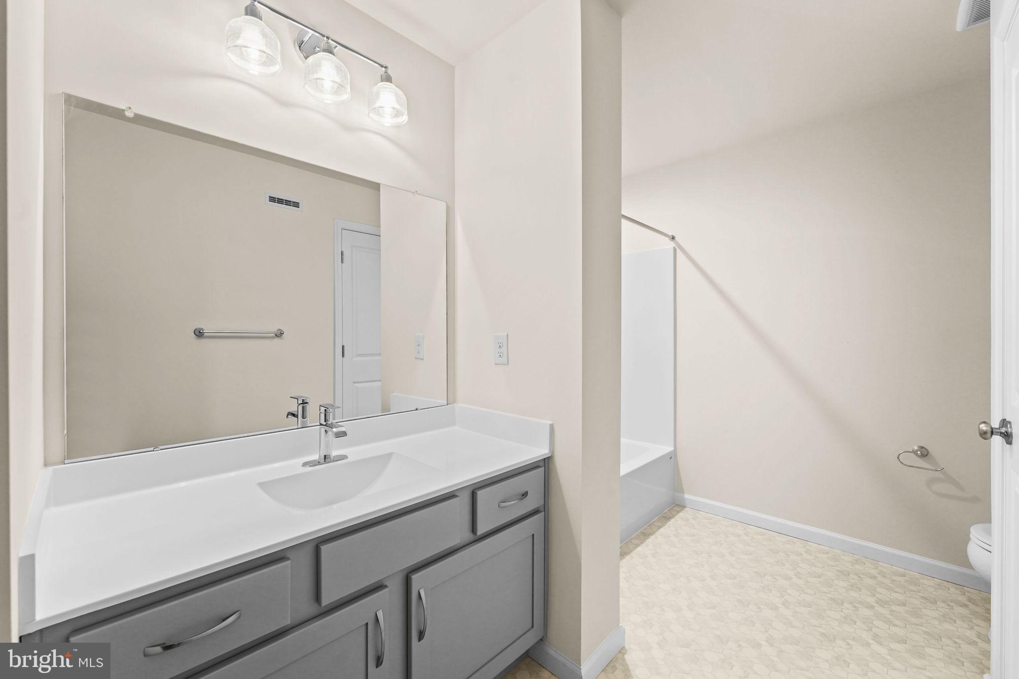 PERRY MILL - Residential