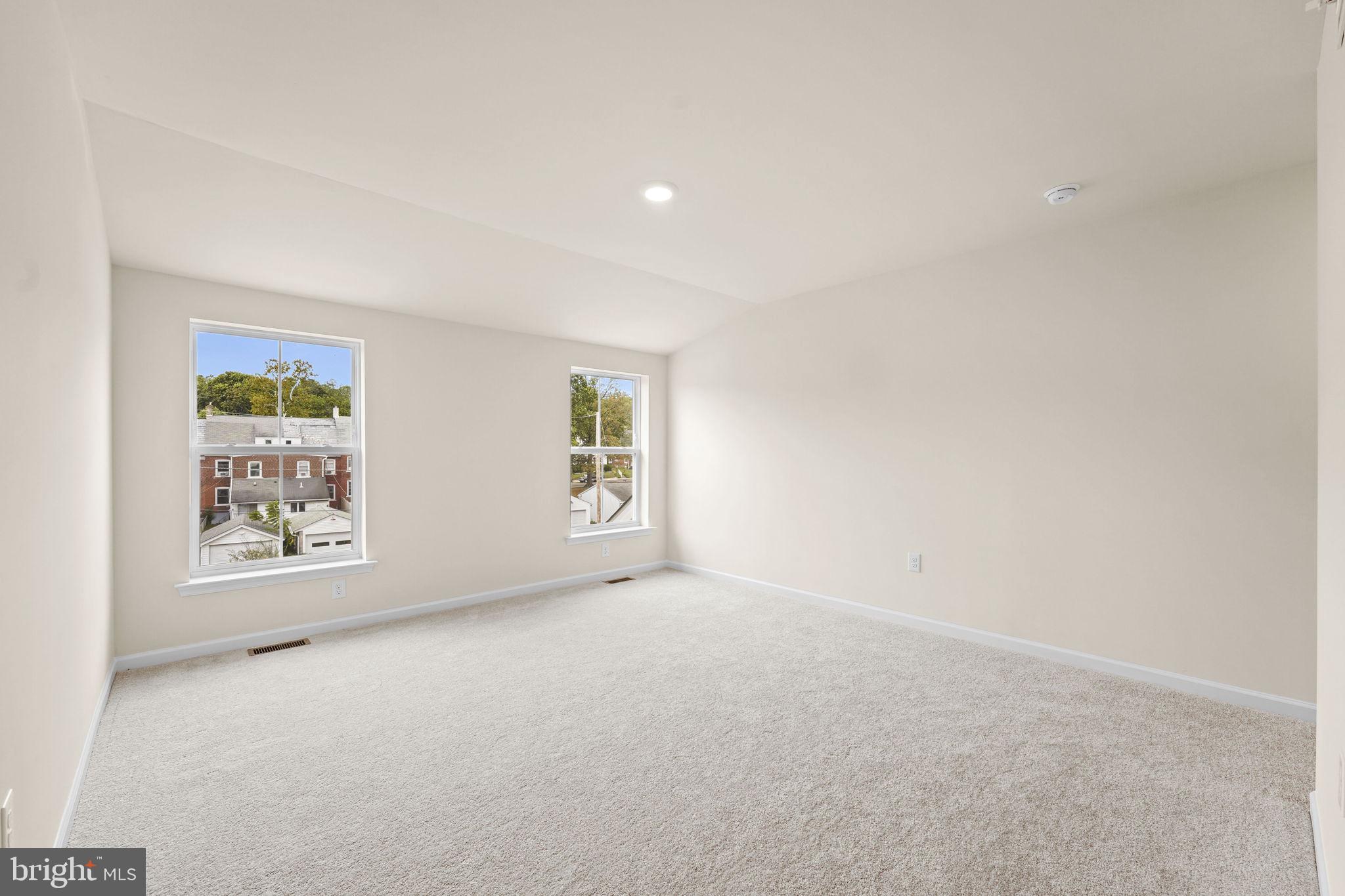 PERRY MILL - Residential