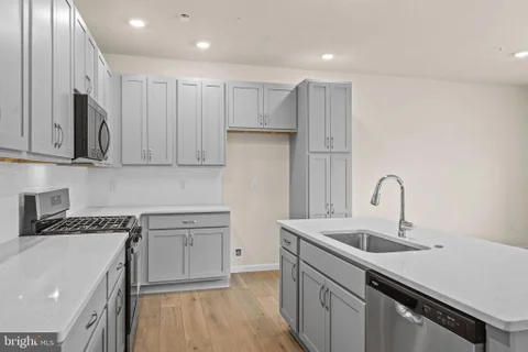 40 N Eighth Street, Perkasie, PA MLS: PABU2115180