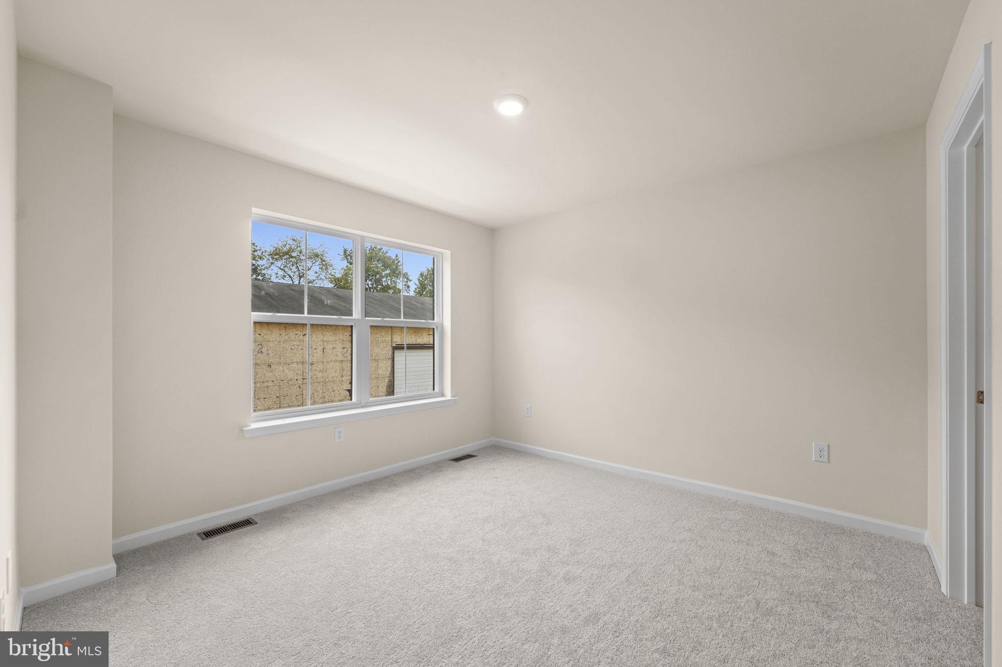 PERRY MILL - Residential