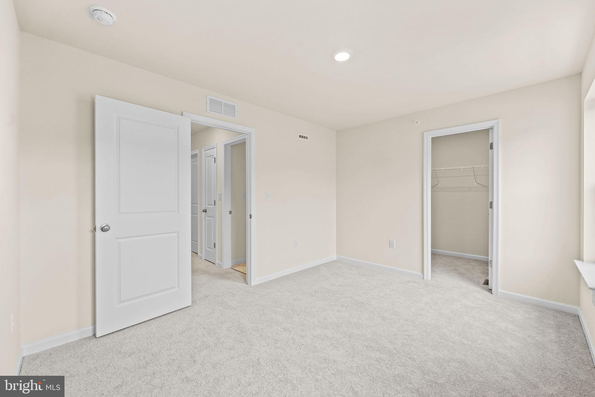 PERRY MILL - Residential