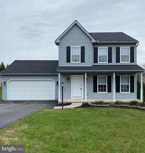 55 BURBERRY LANE MOUNT WOLF PA 17347