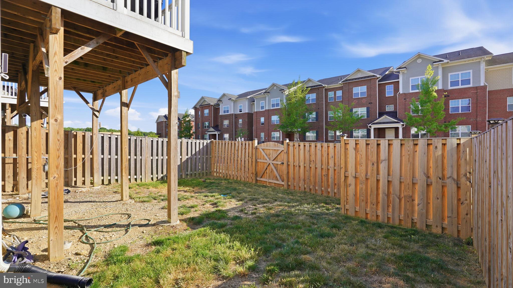 NEW POST ON THE RAPPAHANNOCK - Residential