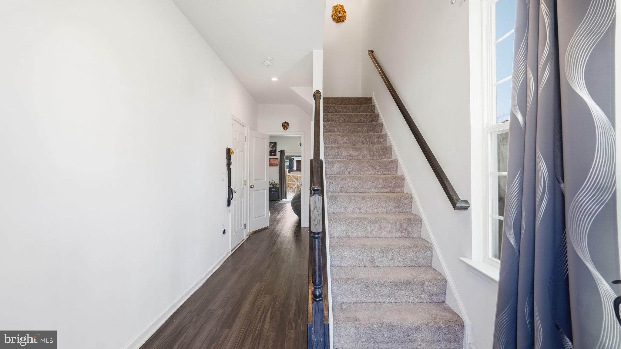 NEW POST ON THE RAPPAHANNOCK - Residential
