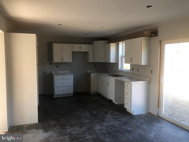 RANDOM OAKS PHASE II - Residential