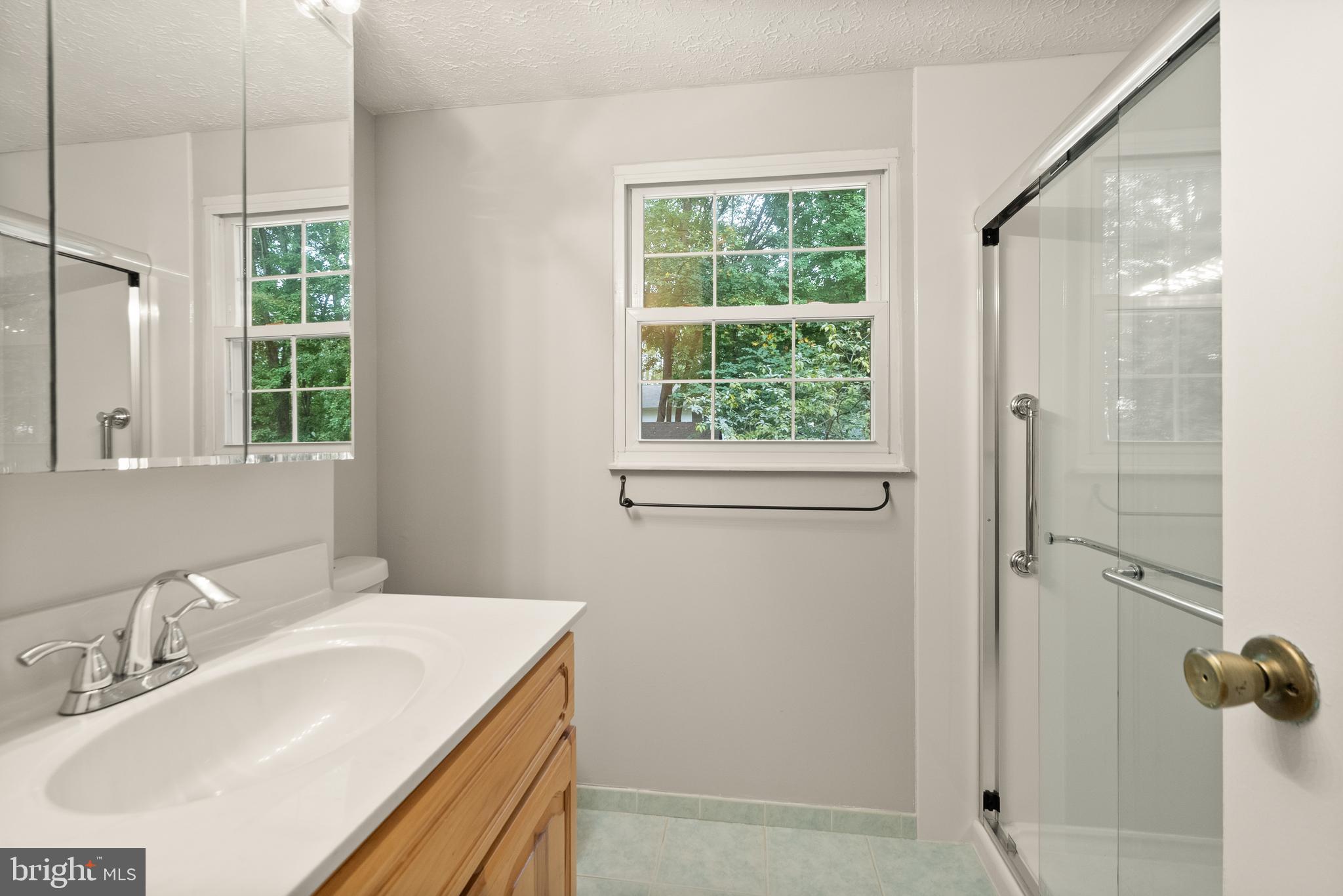 UNIVERSITY SQUARE - Residential