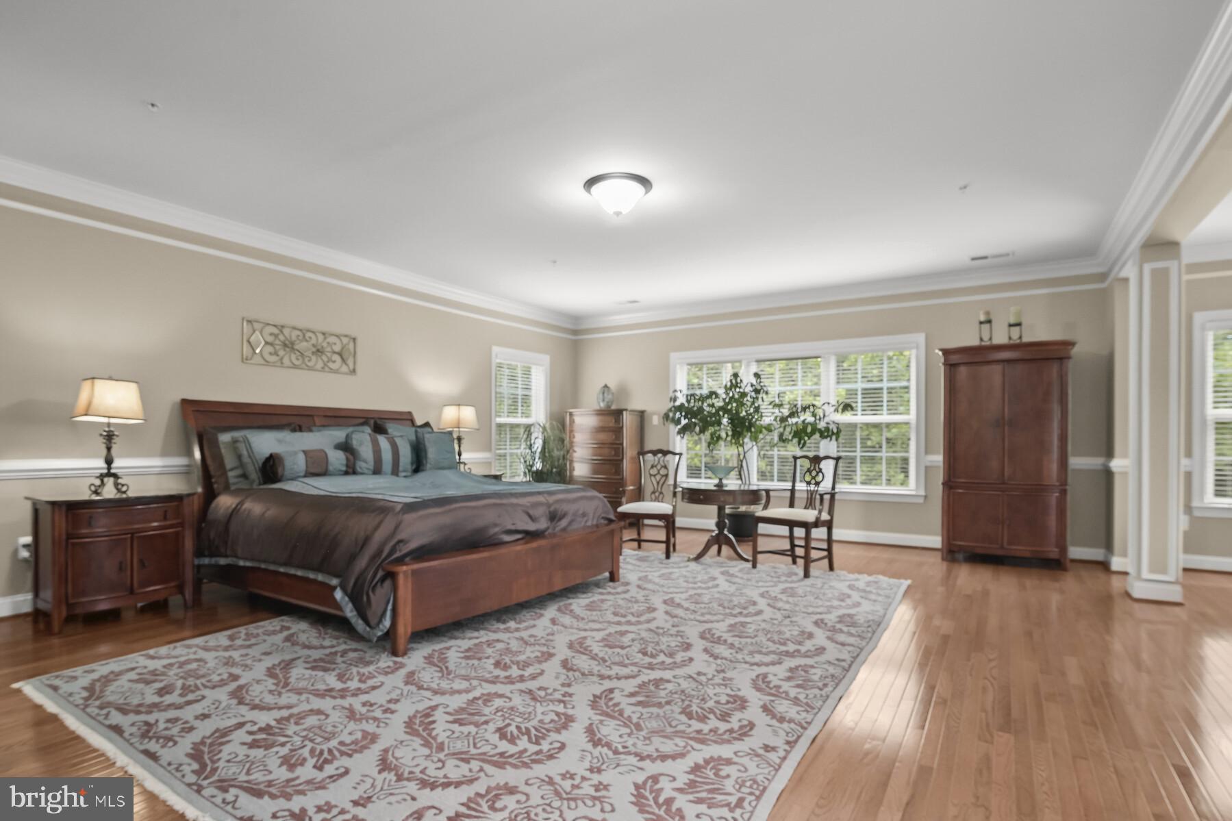 ST JAMES - Residential