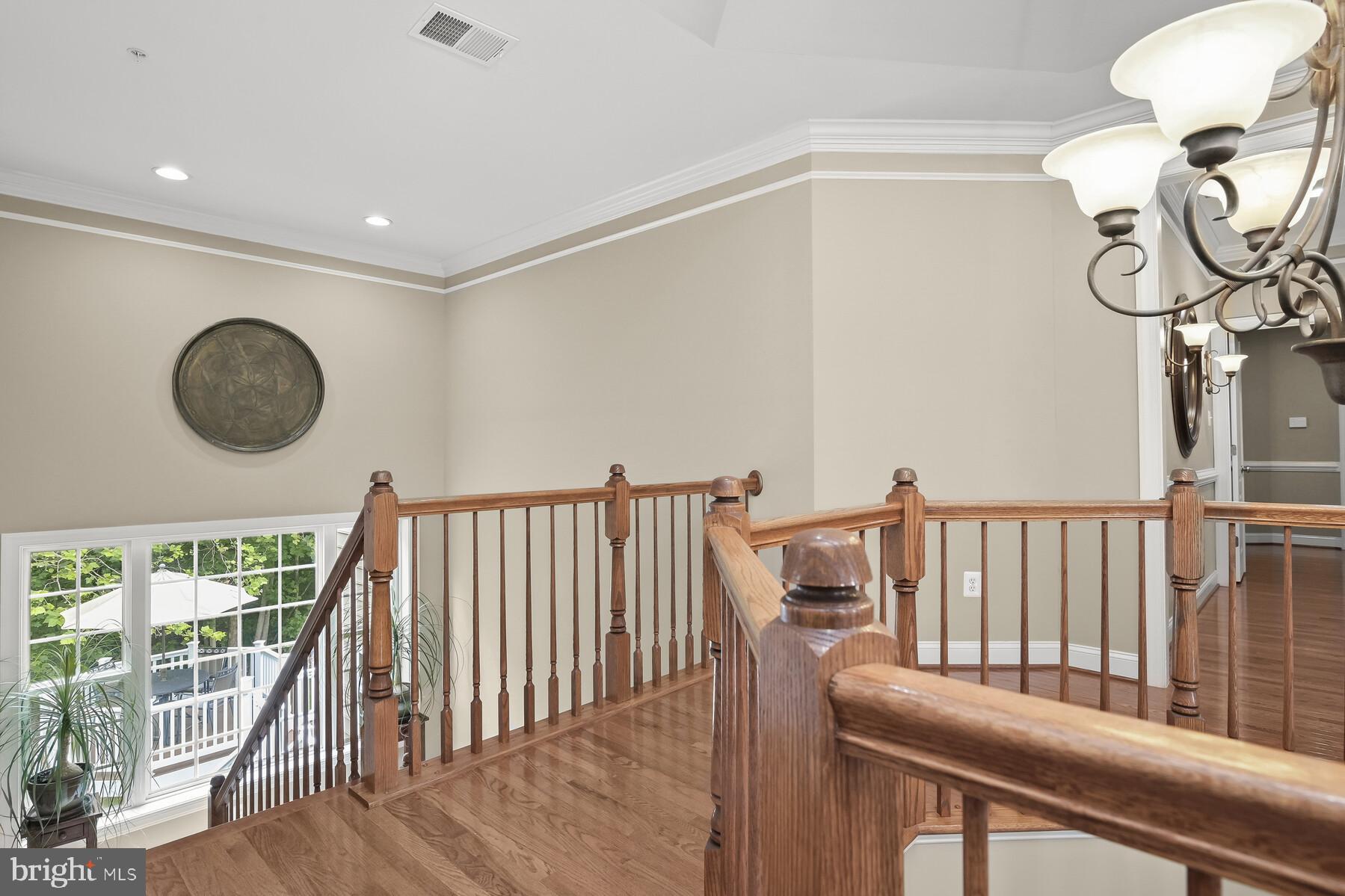 ST JAMES - Residential